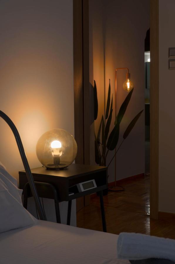 Adorable 2 Bedroom Apartment Close To Ancient Athens City Center Exteriör bild